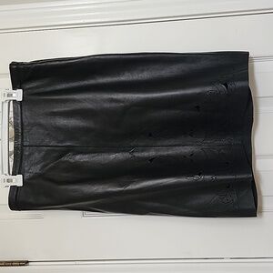 B&J Genuine Leather Black Skirt Etched Detail Size 10​​​​